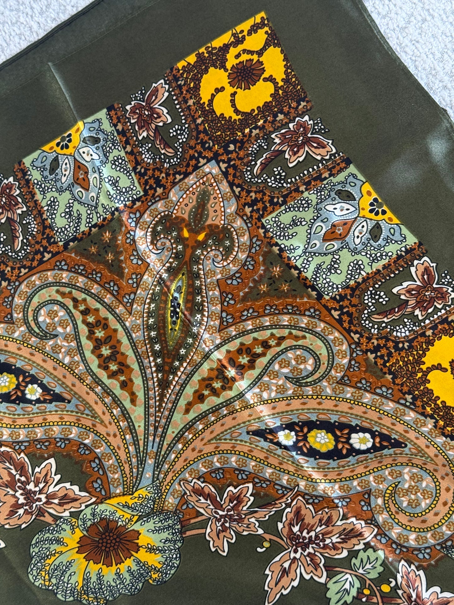 GREEN Detail Bandana