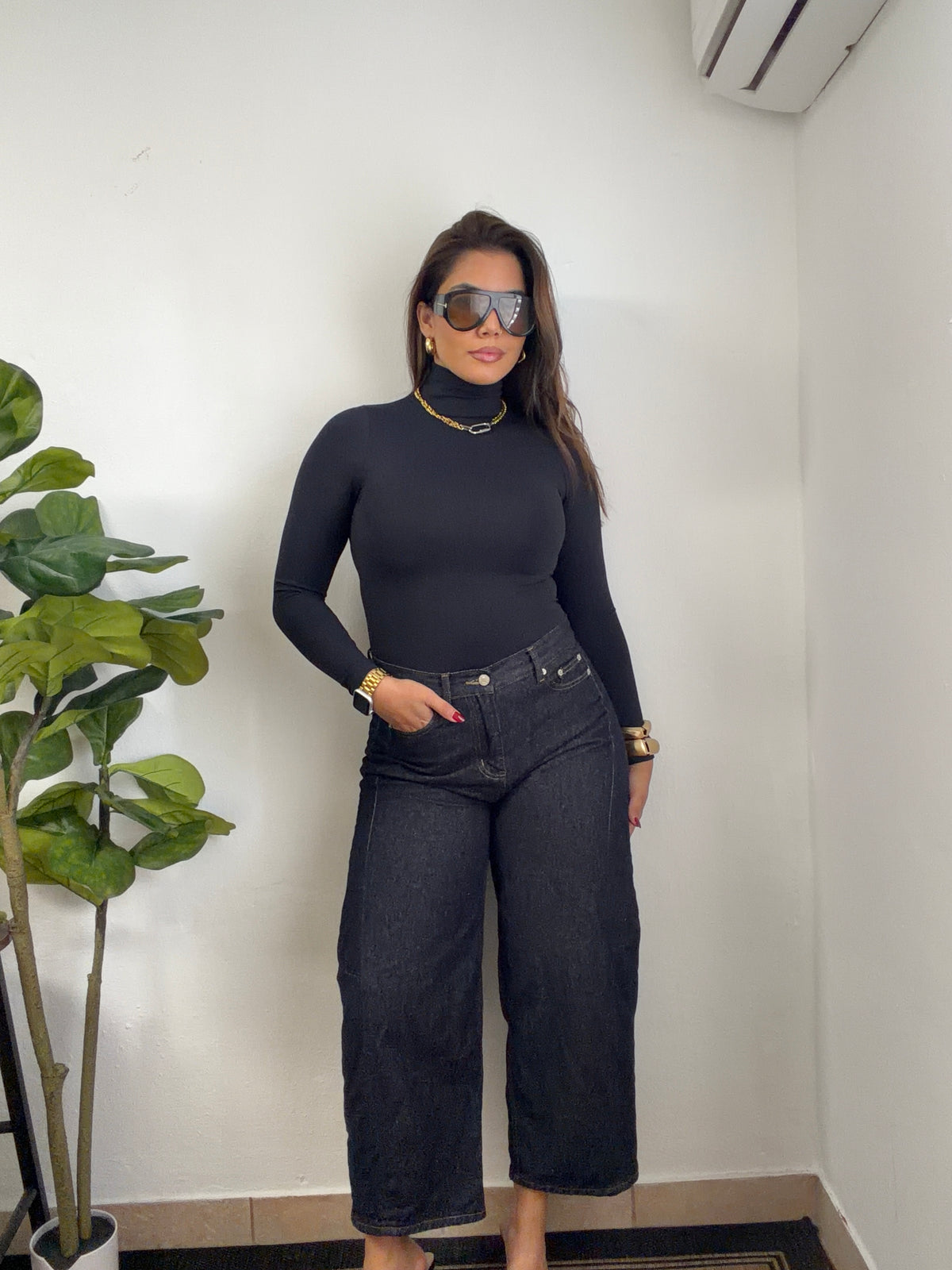 Black Wash Barrel Jean