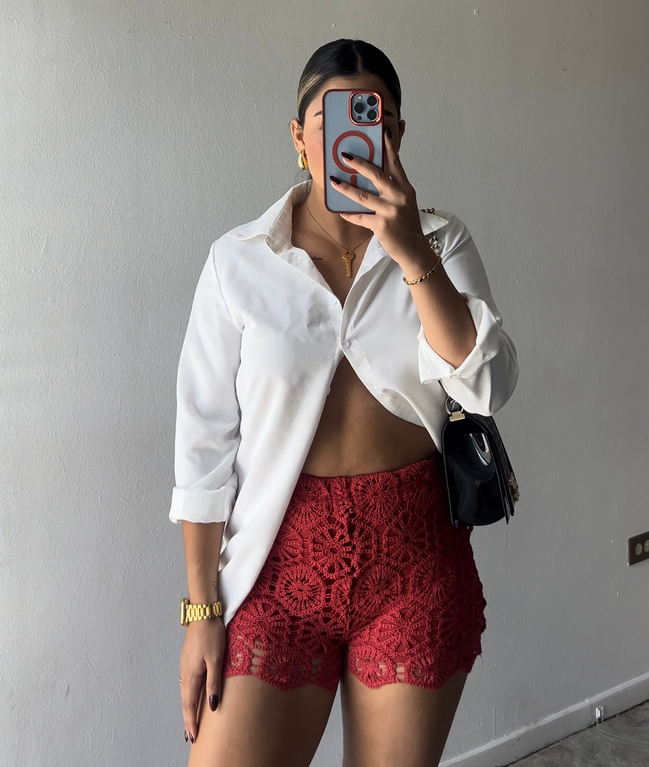 Laura Crochet Short