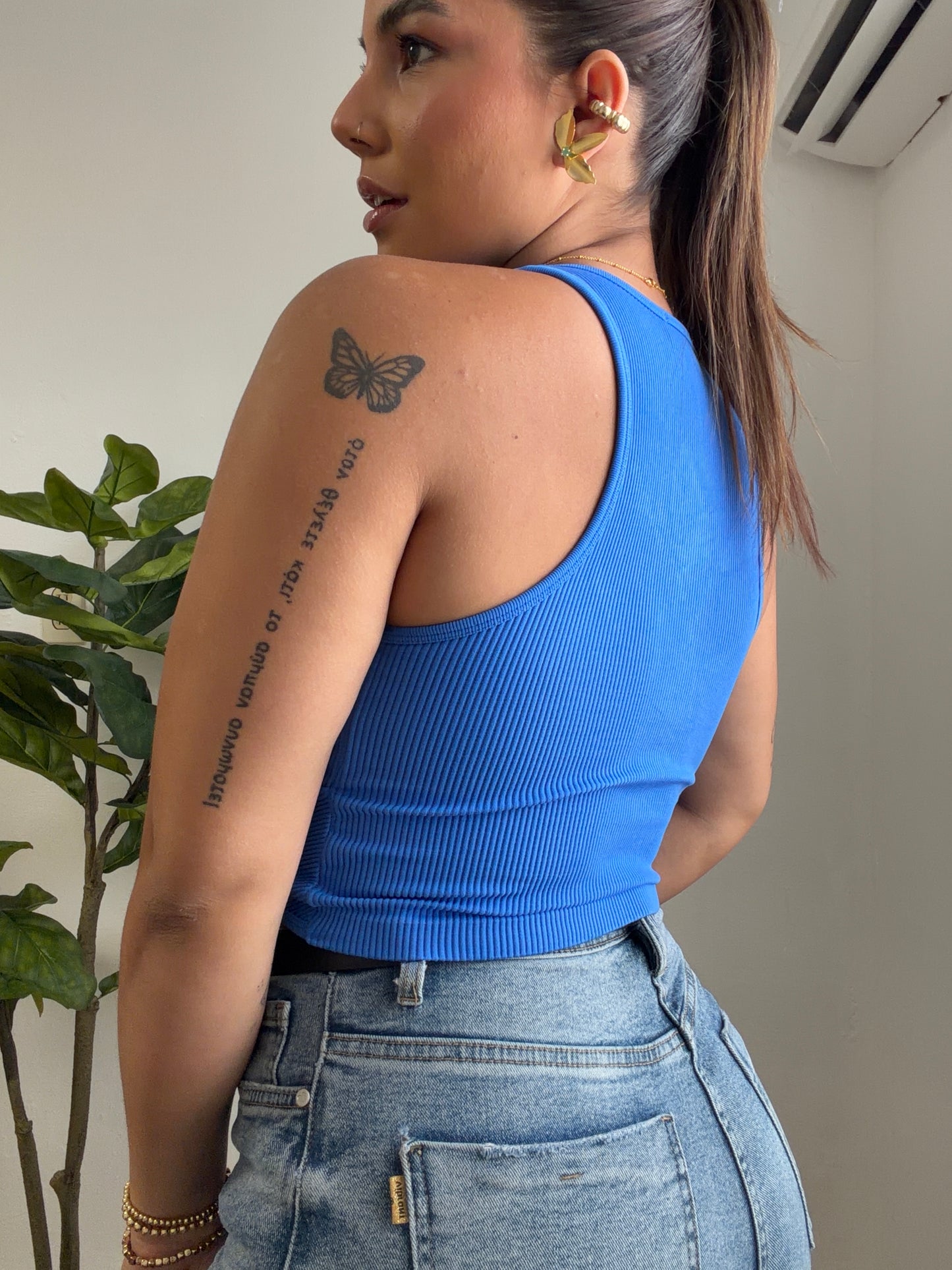 ONE SIZE TWIST BLUE TOP