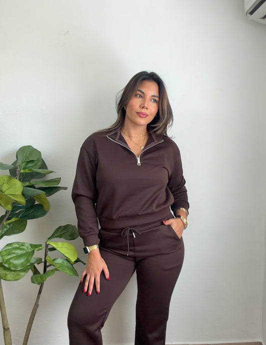 Brown V Travel Set