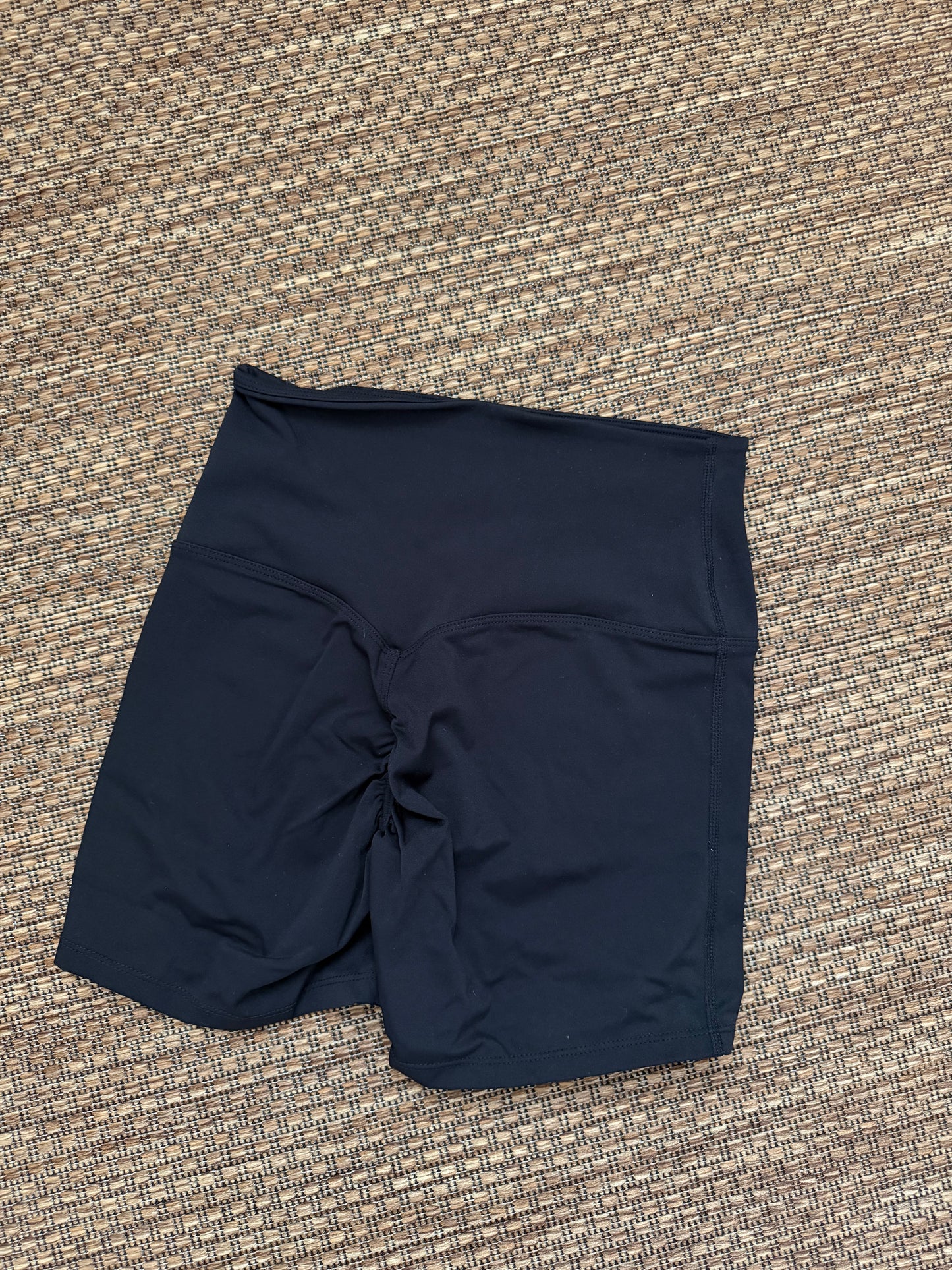 Closet Sale BLACK SHORT