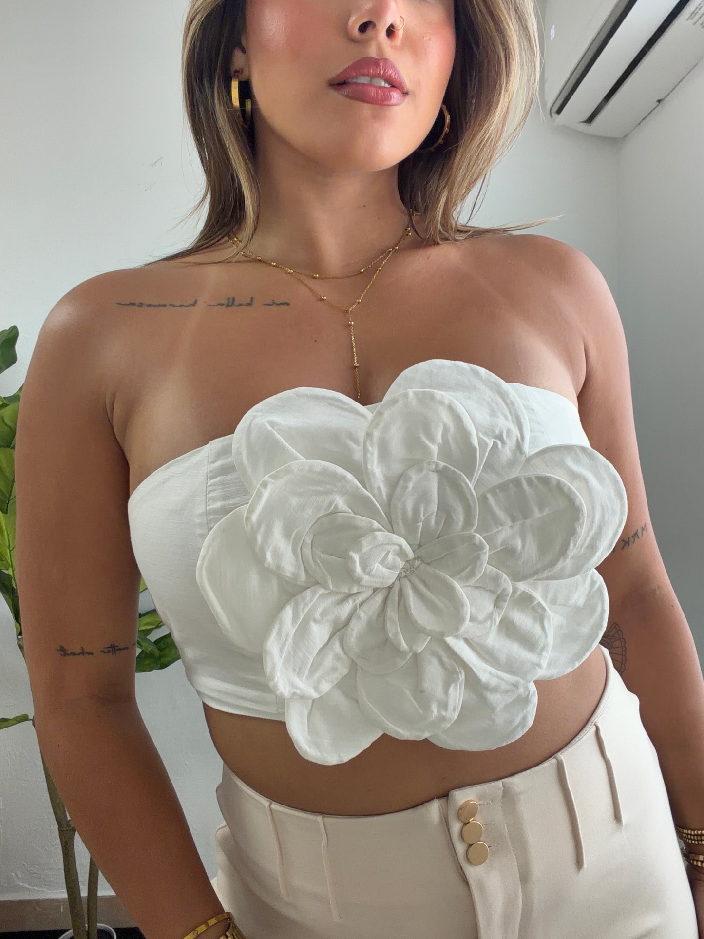 Flower White Top